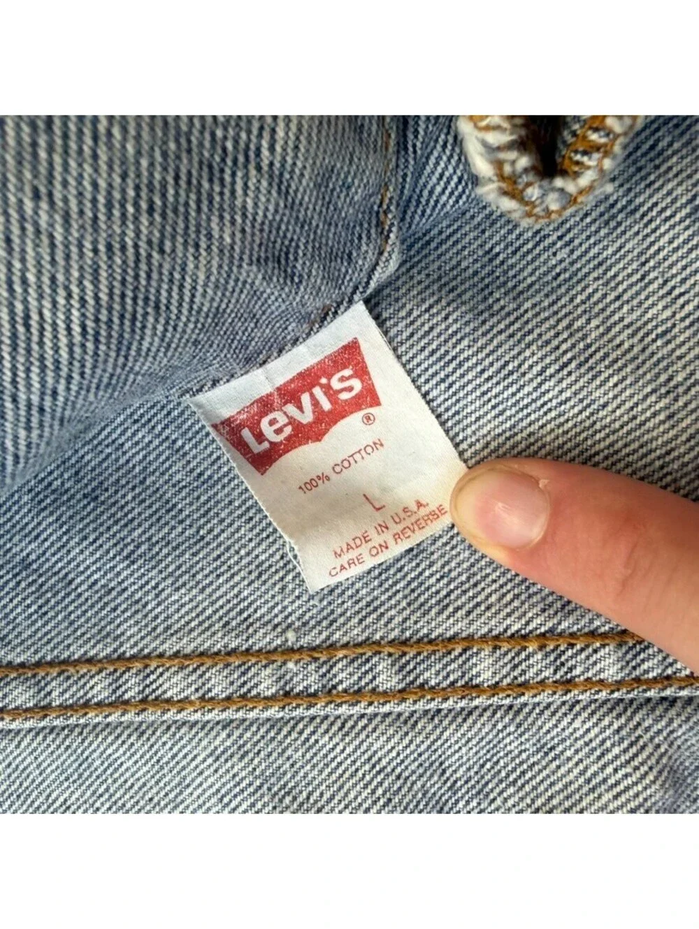 VIntage Levis Type 3 Trucker Jacket Mens Large Light Wash 90s Made in USA